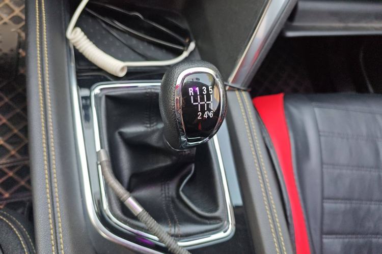 Used BAIC Beijing X3 2019 1.5T Manual Glory Edition
