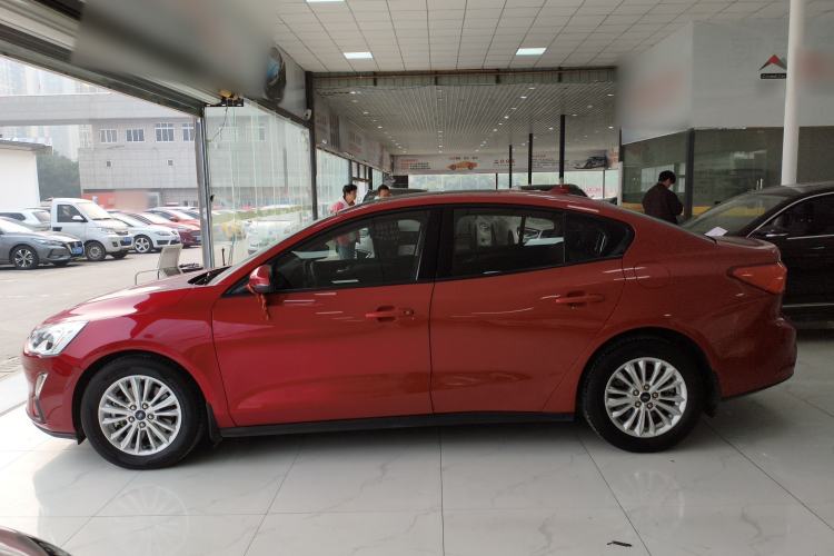 Used Ford Focus 2019 Sedan EcoBoost 180 Automatic Trend Edition