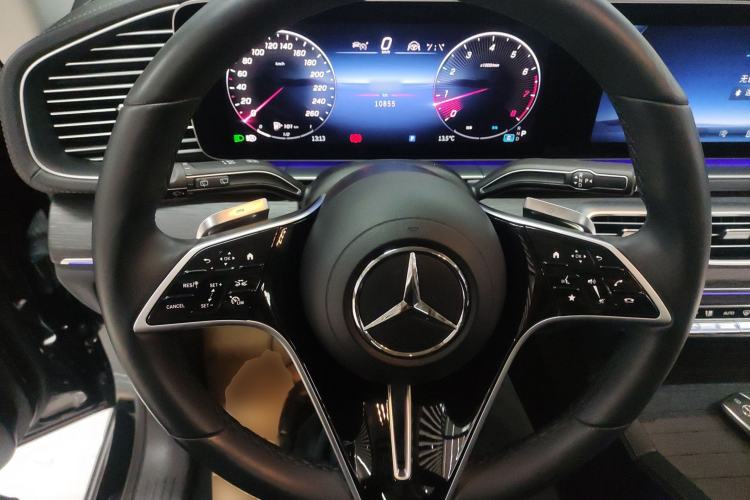 Used Mercedes-Benz GLE 2024 GLE 450 4MATIC Luxury Model
