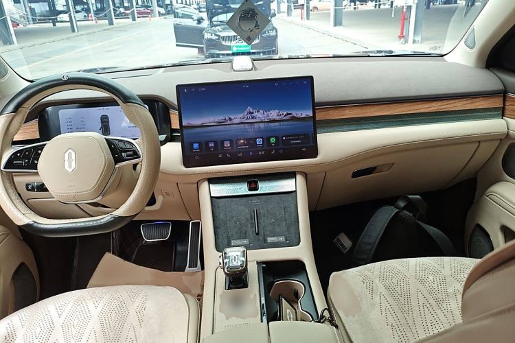 Used Hima AITO M7 2024 1.5T Rear-Drive Plus Version 6 Seats
