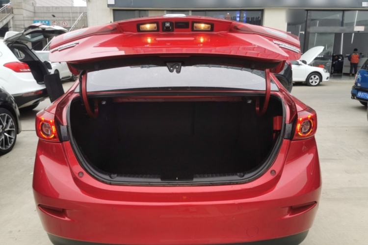 Used Mazda Mazda 3 Axela 2017 Sedan 1.5L Automatic Luxury Model Emission Standard China V
