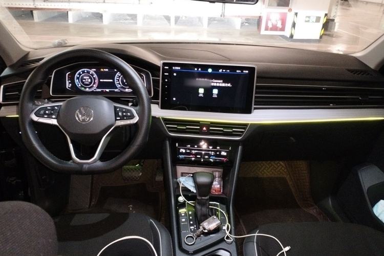 Used Volkswagen Tiguan L 2024 330TSI Automatic Two-Wheel Drive Smart Edition
