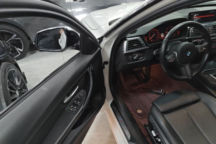 Used BMW 3 Series 2018 320Li Leading Model M Sport Package
