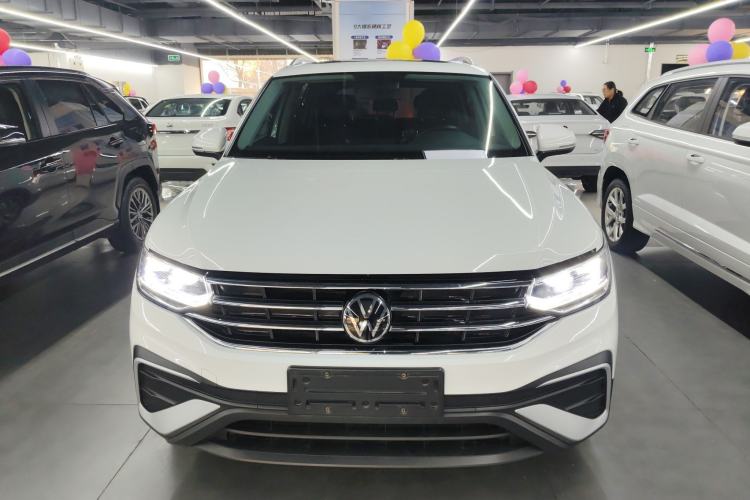 Used Volkswagen Tiguan L 2024 300TSI Automatic Two-Wheel Drive Smart Edition
