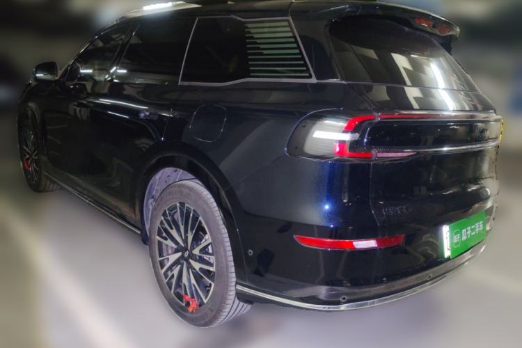 Used  Q07 2025 215 Flagship PLUS