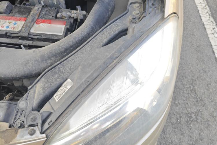 Used Renault Koleos 2014 Revised Version 2.0L Two-Wheel Drive Standard Edition