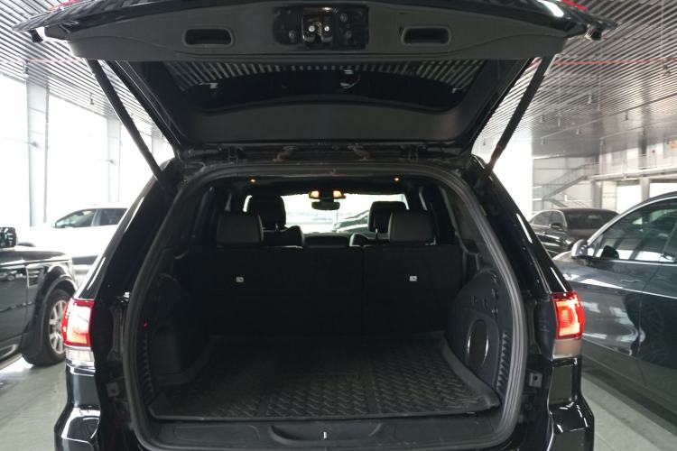 Used  Grand Cherokee 2020 3.0L Professional Navigation Edition
