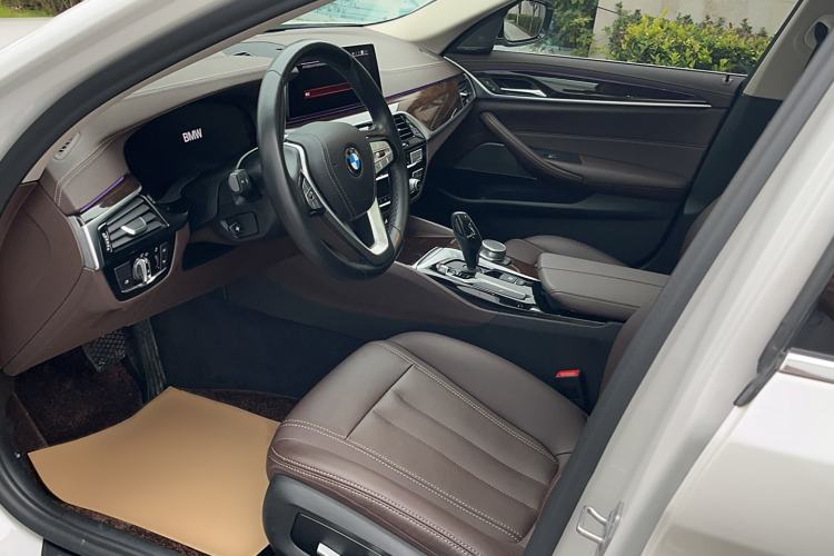 Used BMW 5 Series 2020 525Li Luxury Package
