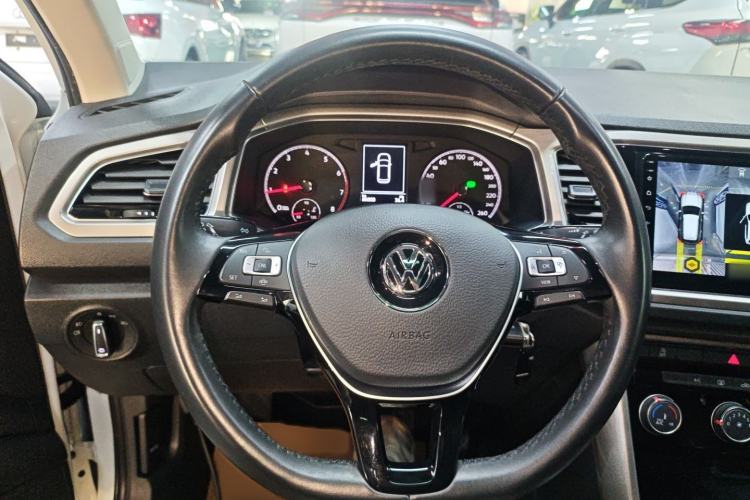 Used Volkswagen T-ROC 2020 230TSI DSG Two-Wheel Drive Advanced Version
