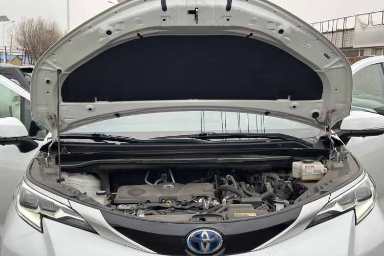 Used Toyota Sienna 2021 2.5L Hybrid Premium Edition
