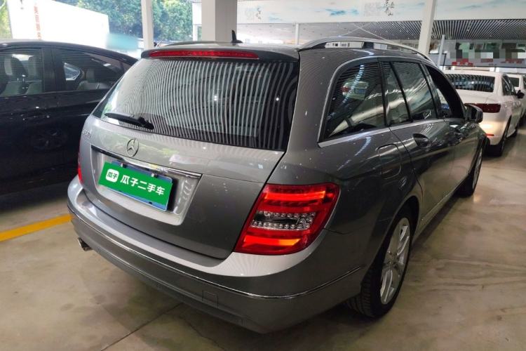 Used Mercedes-Benz C-Class 2011 C 200 Fashion Travel Edition
