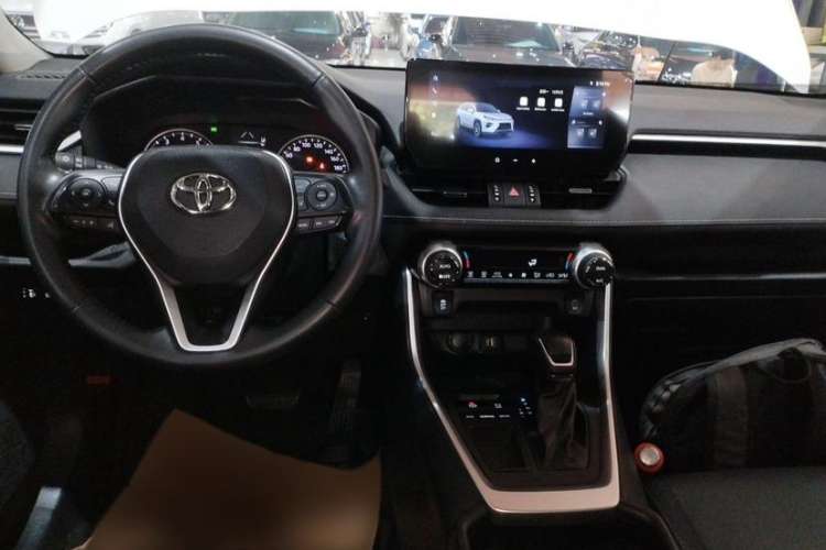 Used Toyota Wildlander 2023 2.0L CVT Two-Wheel Drive Urban Edition
