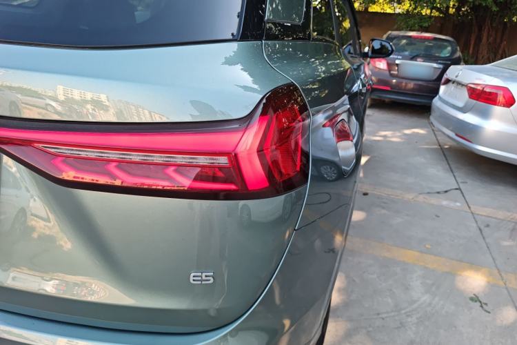 Used  E5 2023 1.5L DE-i 100KM Comfort Edition 7-Seater
