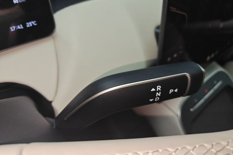 Used Nio ET5T 2025 75 kWh Touring
