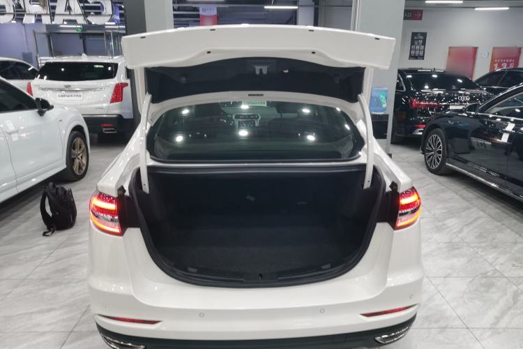 Used Ford Mondeo 2020 EcoBoost 200 Luxury Model
