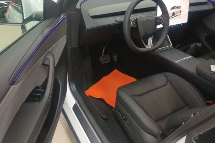 Used Tesla Model Y 2026 Rear-Drive Model