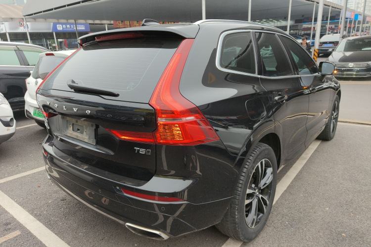 Used Volvo XC60 2019 T5 4x4 Smart Edition China V Standard
