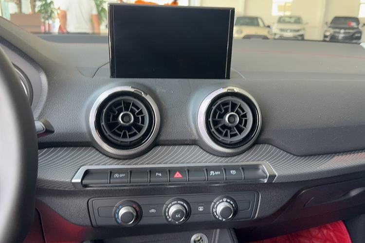 Used Audi Q2L 2022 35 TFSI Progressive Dynamic Edition
