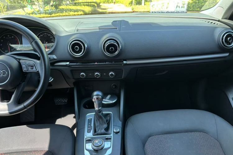 Used Audi A3 2019 Limousine 35 TFSI Ambition China V