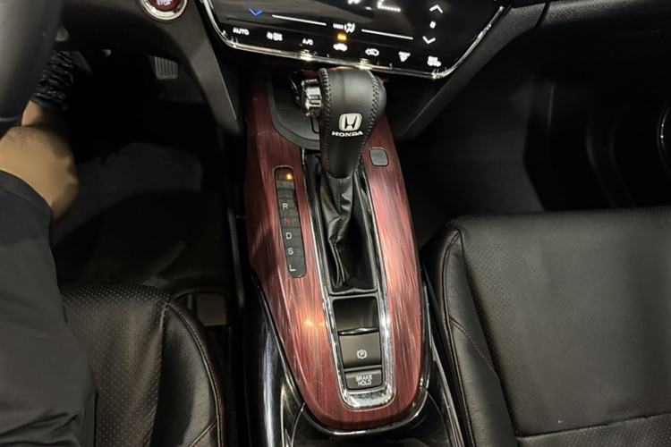 Used Honda XR-V 2015 1.8L VTi CVT Luxury Edition
