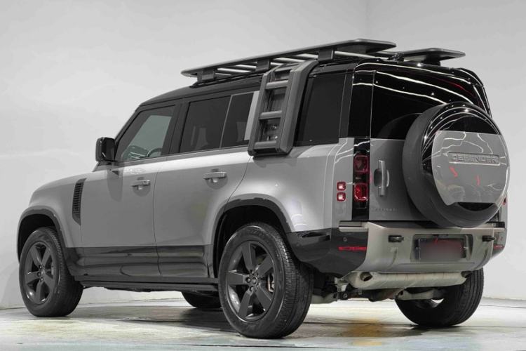 Used Land Rover Defender 2024 110 3.0T P400 X-DYNAMIC HSE
