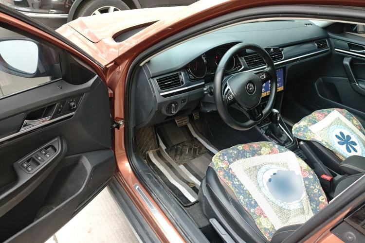 Used Volkswagen C-TREK 2018 1.5L Automatic Comfort Model
