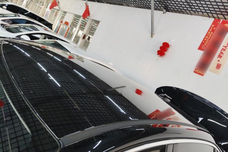 Used Hongqi E-QM5 2024 450km Range Commuter Version
