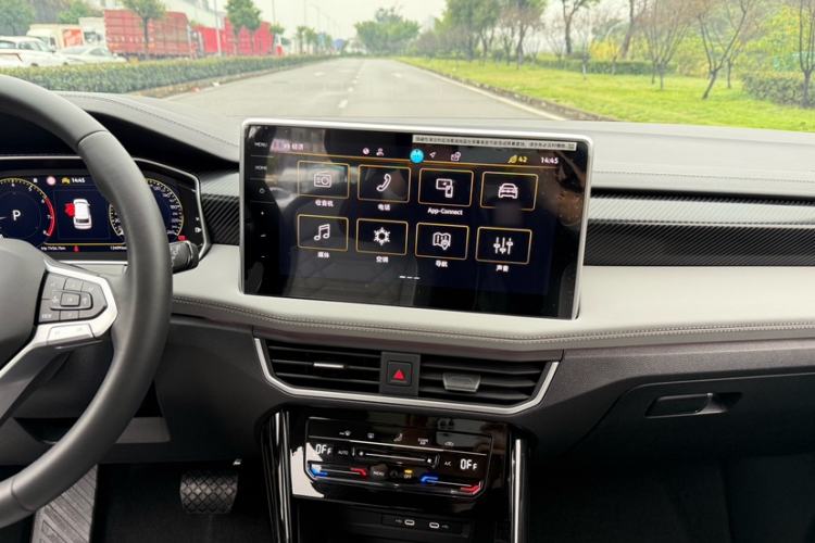 Used Volkswagen Tayron 2024 330TSI Two-Wheel Drive Luxury Plus Advanced Version
