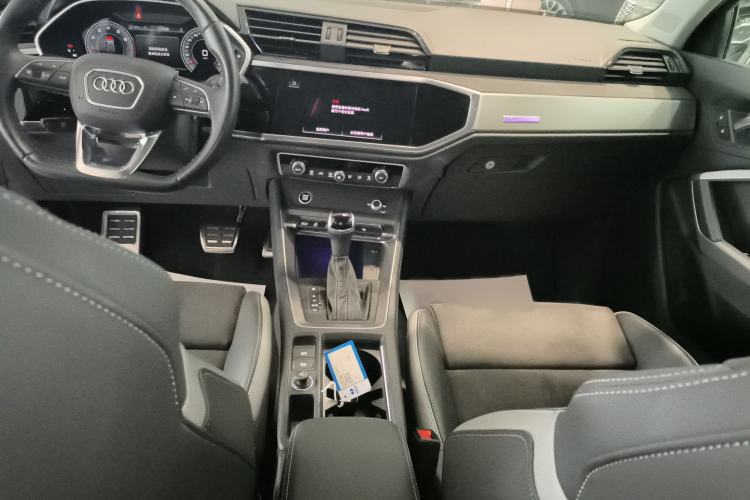 Used Audi Q3 2023 40 TFSI Fashion Dynamic Model
