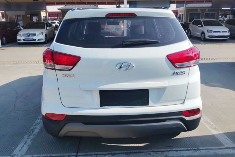 Used Hyundai ix25 2017 1.6L Automatic Smart Version
