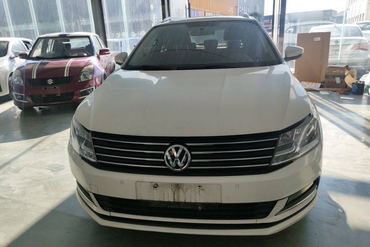 Used Volkswagen Gran Lavida 2015 1.6L Automatic Comfort Edition
