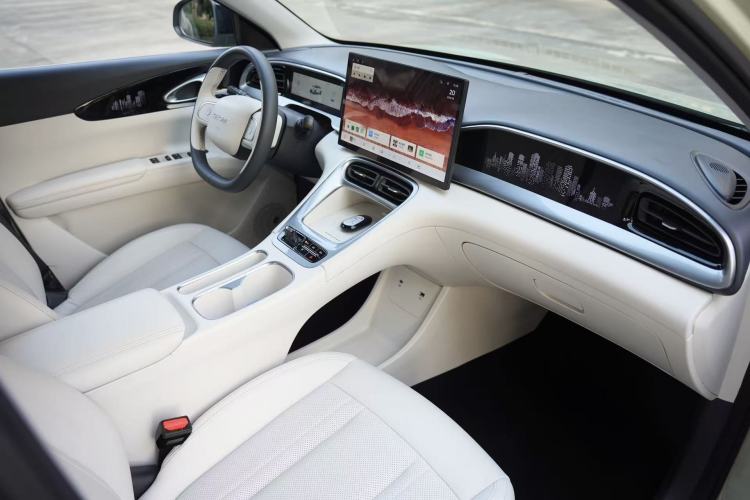 Used  Geome 2025 UP 410km Exploration+ Edition
