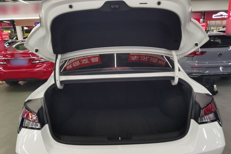 Used Hyundai Elantra 2022 1.5L CVT GLS Leading Edition
