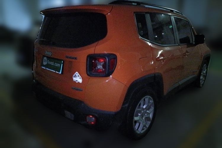 Used  Renegade 2018 Connected Large Screen Version 180T Automatic High-Energy Edition