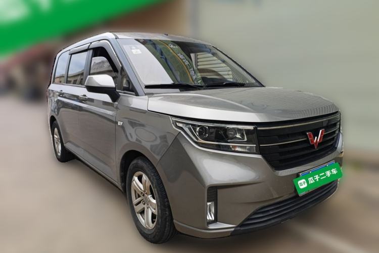 Used Wuling Hongguang PLUS 2019 1.5T Manual Luxury 7-Seater