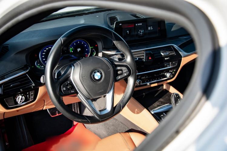 Used BMW 5 Series 2018 530Li Leading Model M Sport Package
