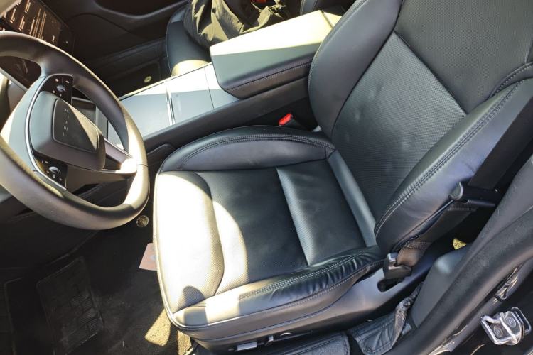 Used Tesla Model 3 2023 Rear-Wheel-Drive Version
