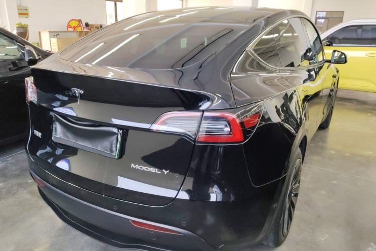 Used Tesla Model Y 2023 Rear-Wheel-Drive Version