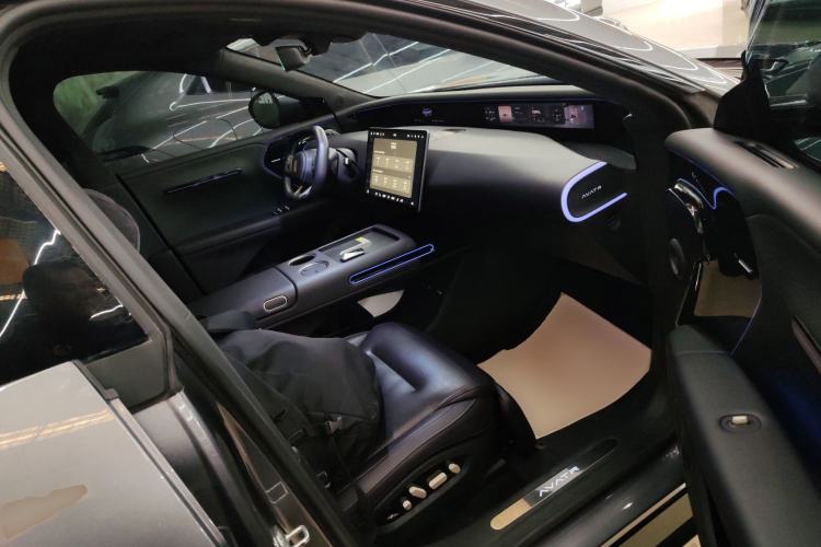 Used  07 2024 Max Extended-Range Edition
