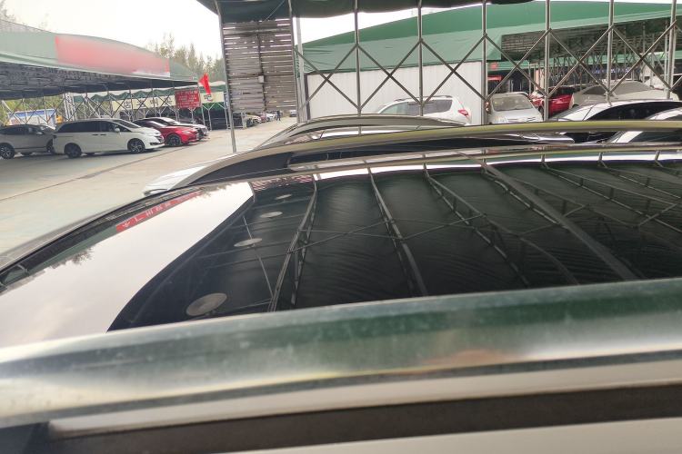 Used Roewe RX5 New Energy 2017 eRX5 50T Hybrid Connected Prestige Flagship Edition
