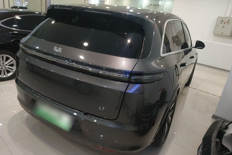 Used Li Auto L7 2023 Pro Model
