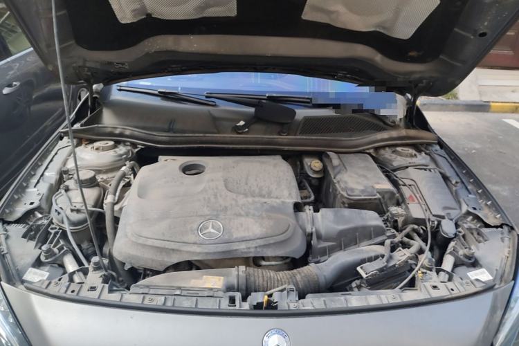 Used Mercedes-Benz GLA 2015 GLA 200 Fashion Model
