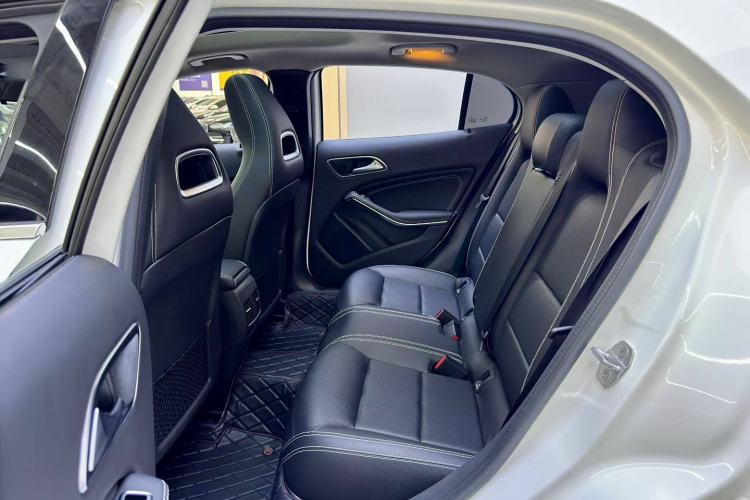 Used Mercedes-Benz GLA 2017 GLA 200 Fashion Model