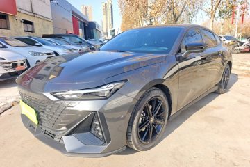 Used Changan UNI-V 2022 1.5T Smart Navigation Version