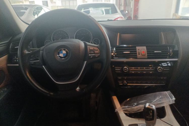 Used BMW X3 2014 xDrive28i Leading Model