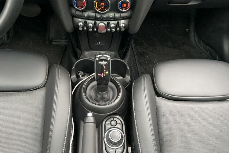 Used  MINI 2022 1.5T COOPER Classic Edition Five-Door Version