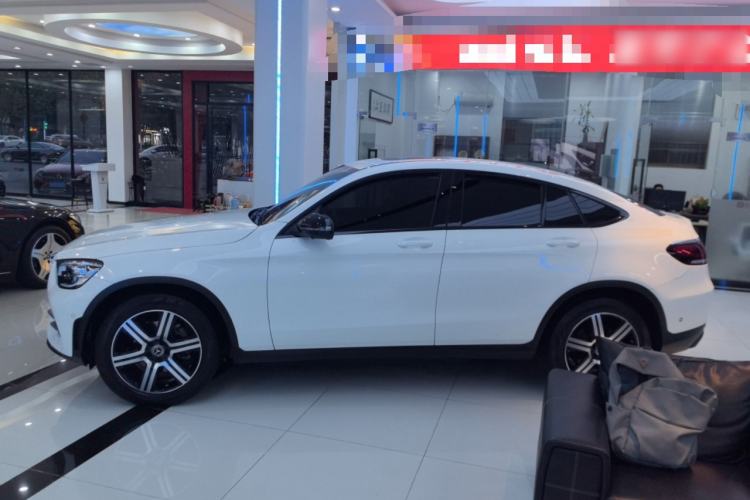 Used Mercedes-Benz GLC Coupe 2022 Refreshed GLC 260 4MATIC Coupe SUV
