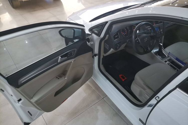 Used Volkswagen Golf 2014 1.4TSI Automatic Comfort Model
