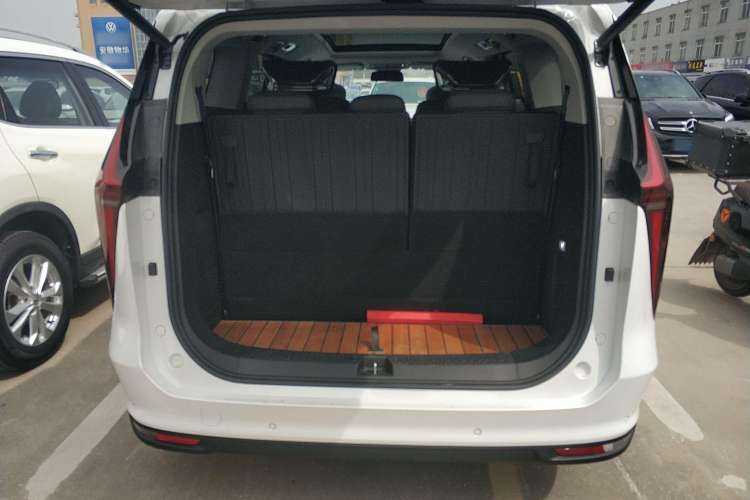 Used SAIC MAXUS G70 2024 2.0T Automatic Luxury Edition 7 Seats
