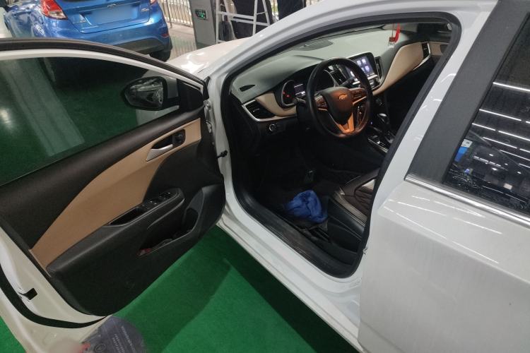 Used Chevrolet Monza 2022 320 Automatic Enjoyment Sunroof Version
